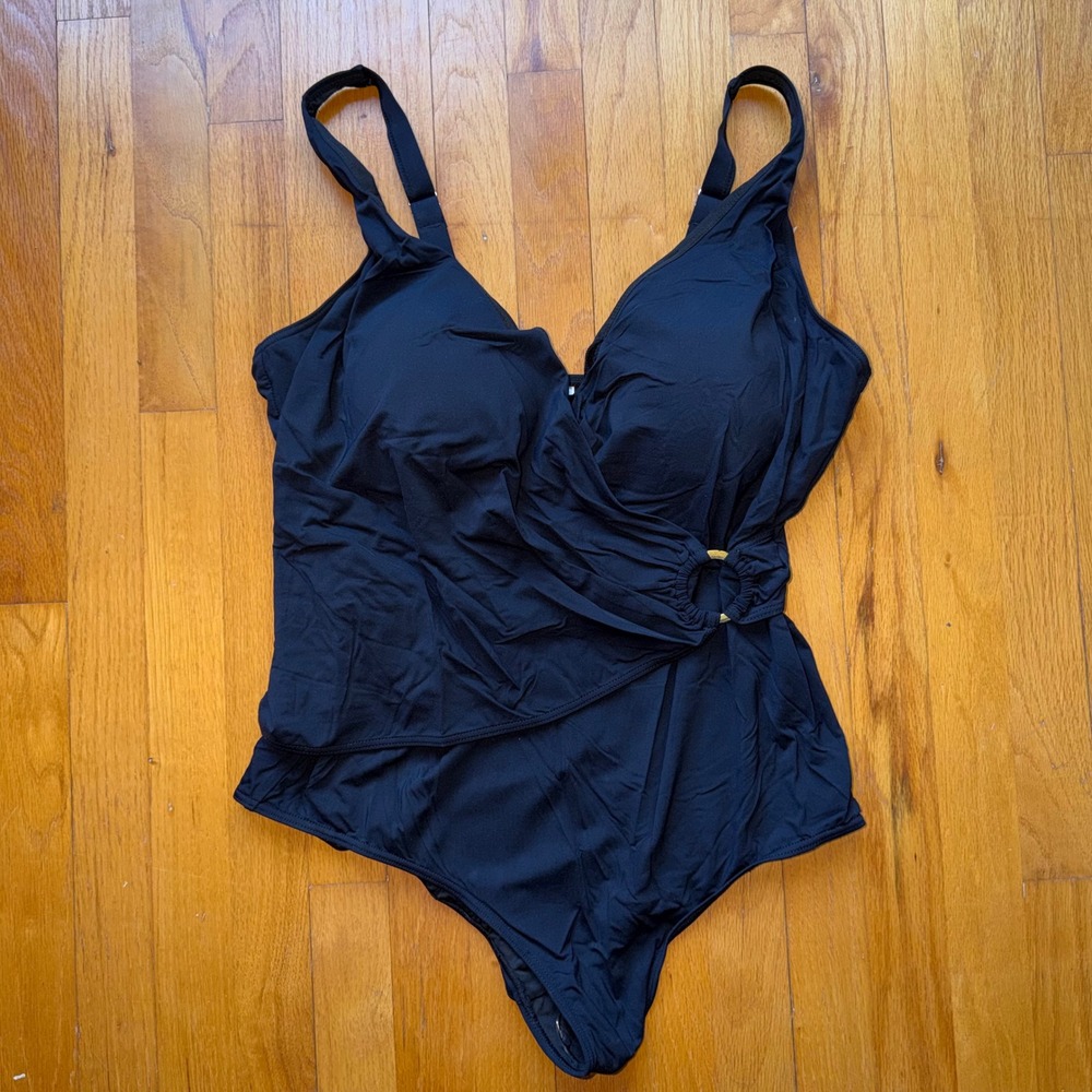 New Yonique Womens Black Wrap One Piece Swimsuit Side Ring Plus Size 22W Slimmig